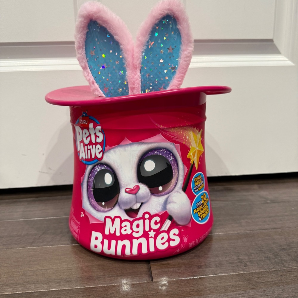 Zuru Pets Alive Magic Bunnies Interactive Surprise Toy Pink Magician Hat New